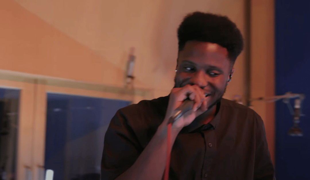 Photo of set Otis Saint Carter.