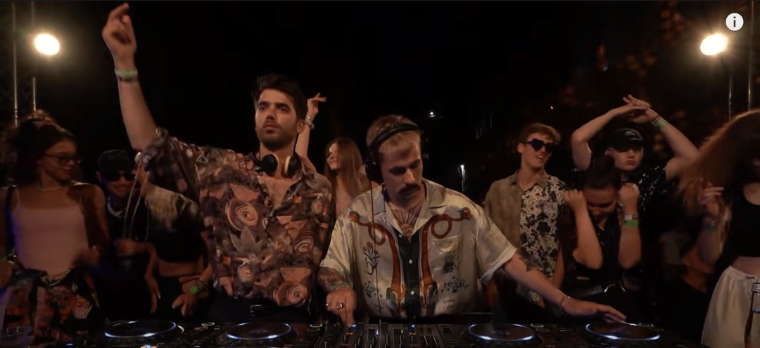 Photo of set INFRAVISION.