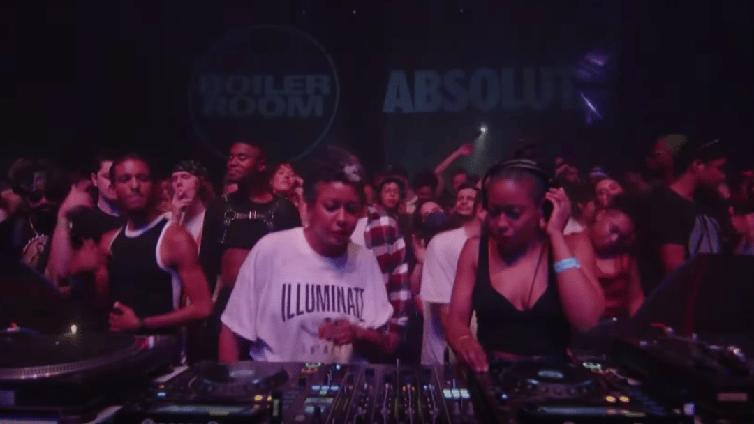 Photo of set Analog Soul.