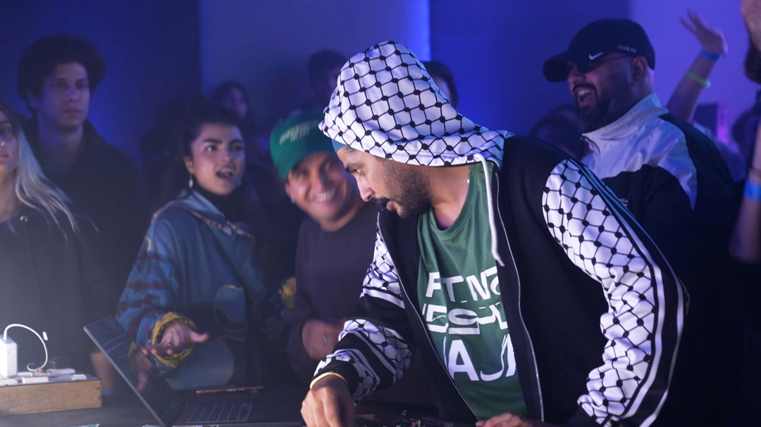 Photo of set Abdullah Kasumbi.