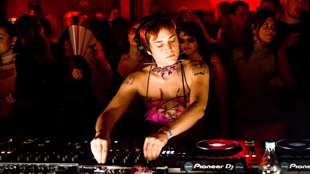 Photo of set Ace Of Demons.