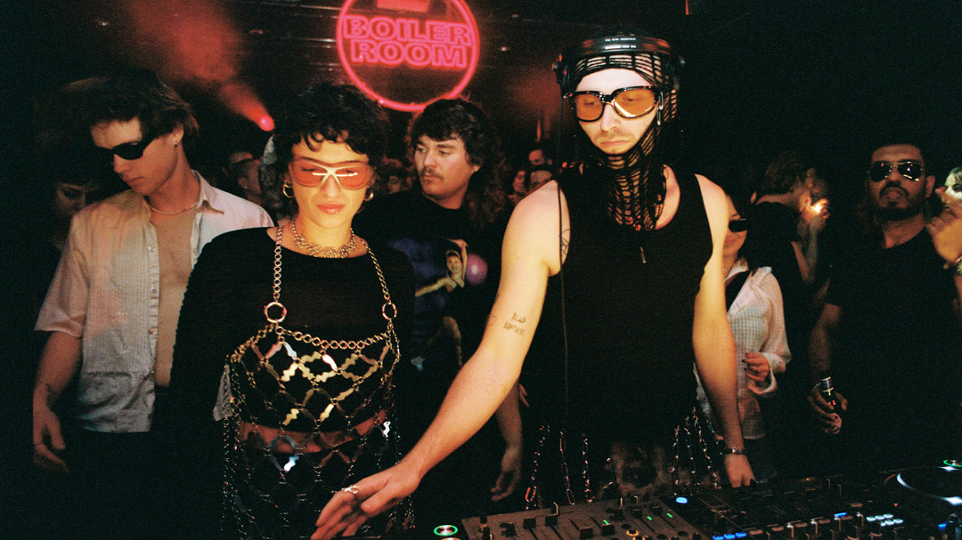 Photo of set Baraka.