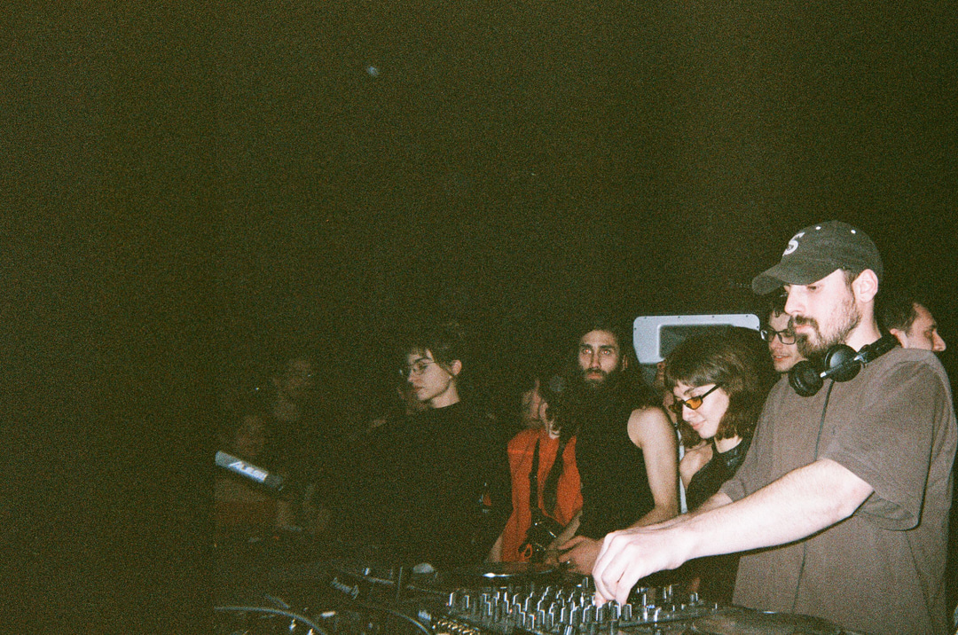 Photo of set Frequency Shifter.