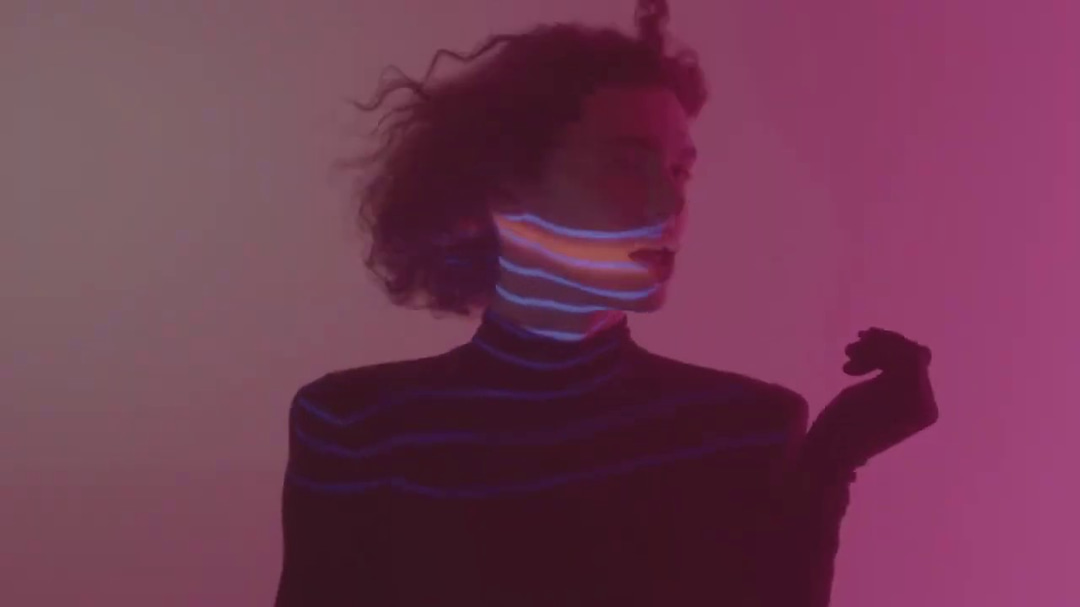 Photo of set SOPHIE LIVESTREAM HEAV3N SUSPENDED.