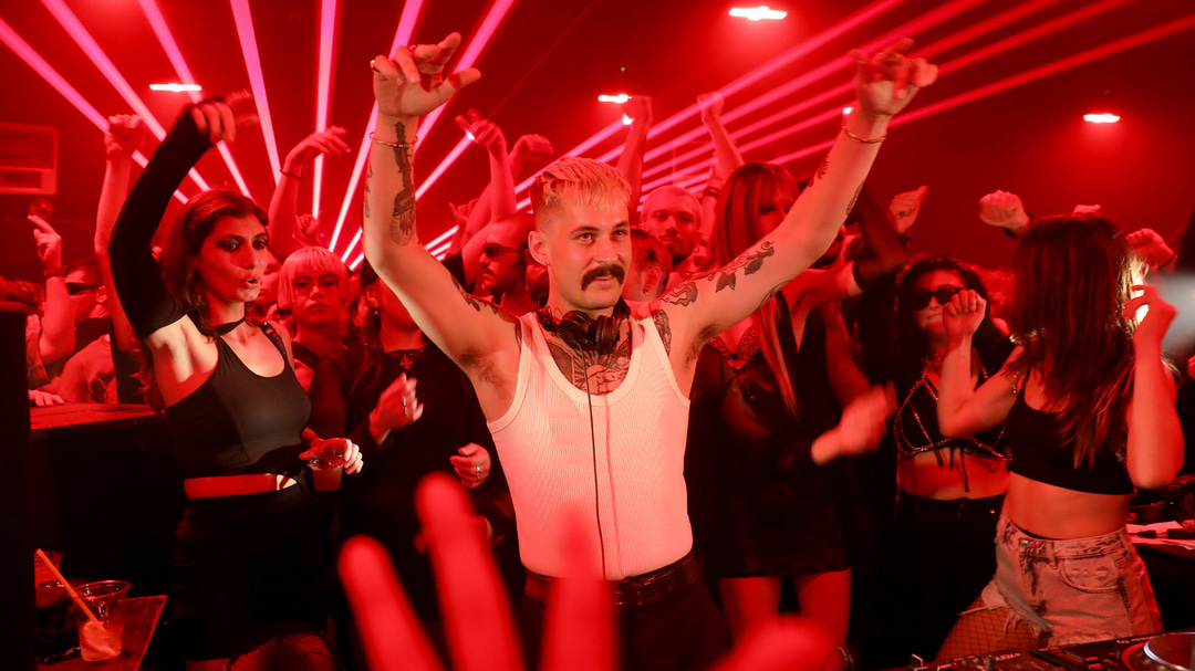 Photo of set Pablo Bozzi.