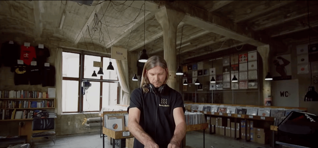 Photo of set Marcel Dettmann.