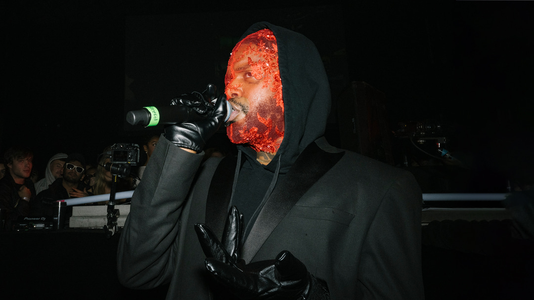 Photo of set serpentwithfeet.