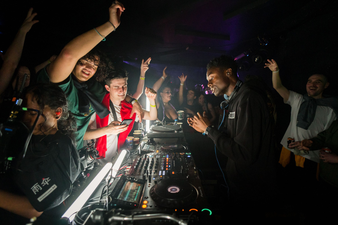 Photo of set Tim Reaper B2B Dwarde + MC GQ.