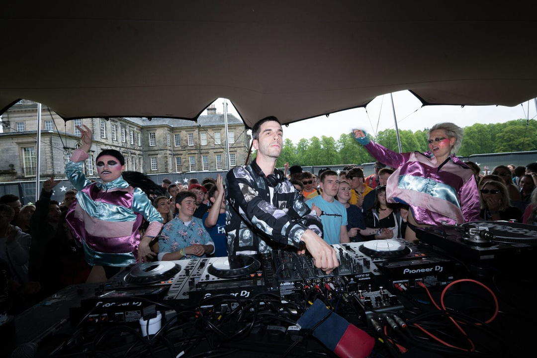 Photo of set Kornel Kovacs.