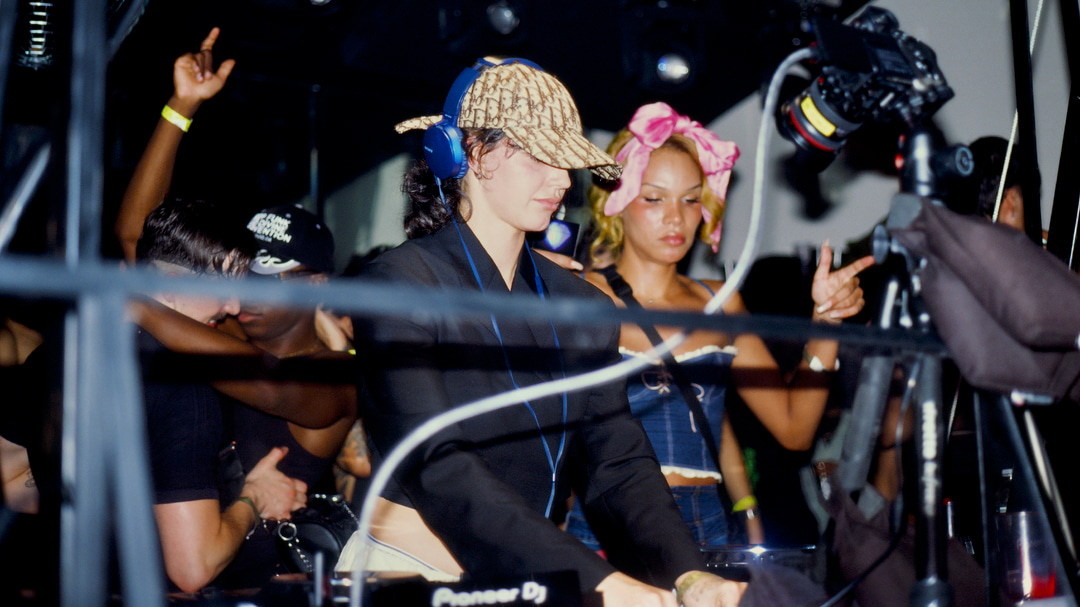 Photo of set x3butterfly.