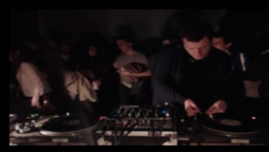 Photo of set Walls 45 Min Mix.