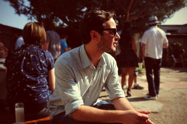 Photo of set Jacques Renault.