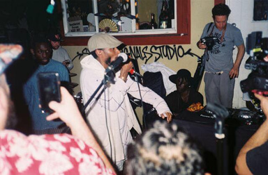 Photo of set Yasiin Bey.
