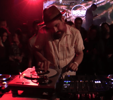 Photo of set Quantic.