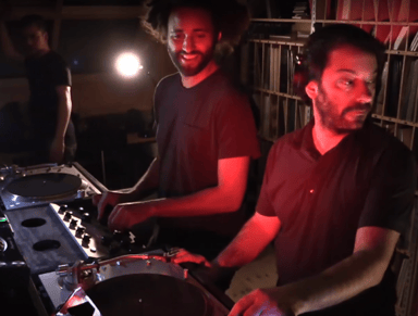 Photo of set Jules et Spatz.