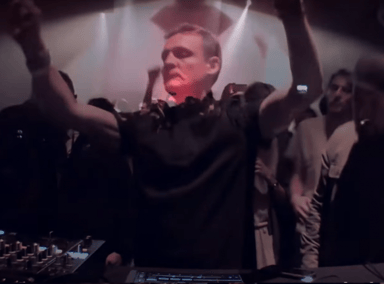 Photo of set Alva Noto.