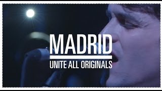 Photo of set Delorean.