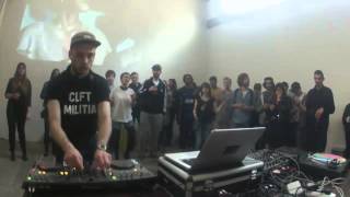 Photo of set JNPLSRC.