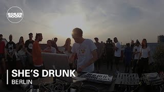 Photo of set She's Drunk.