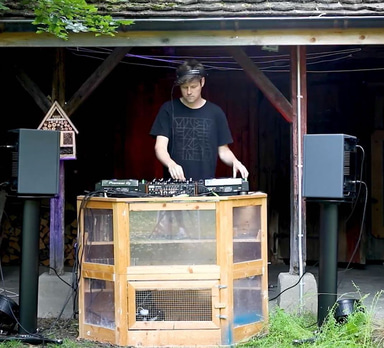 Photo of set Mano Le Tough.