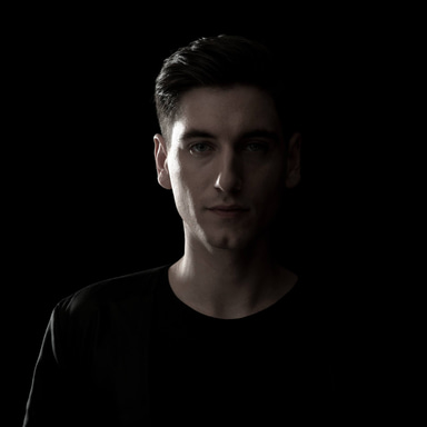 Photo of set Dewalta & Shannon.