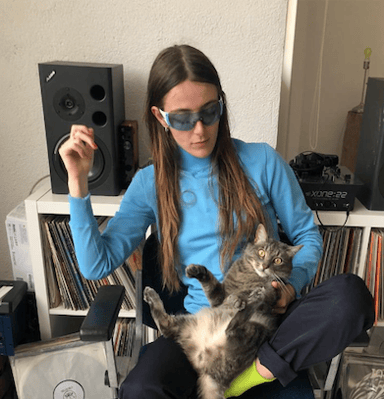 Photo of set Candela Capitán.