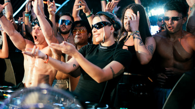 Photo of set Cera Khin.