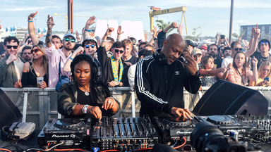 Photo of set Floorplan.