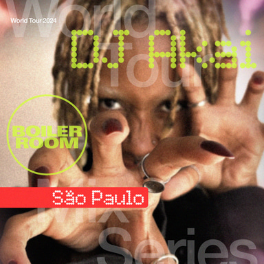 Photo of set DJ Akai.