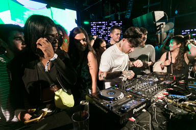 Photo of set Steve Lean & Friends.