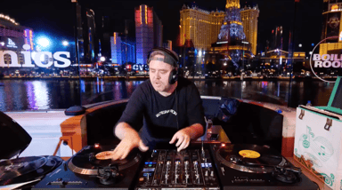 Photo of set Cut Chemist.