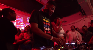 Photo of set Damn Shaq.