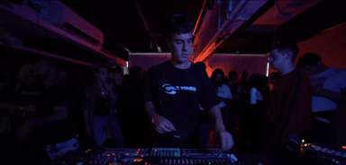 Photo of set Reptant.