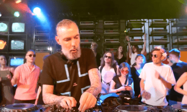 Photo of set Intergalactic Gary.