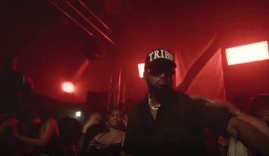 Photo of set Tomi Tribe.