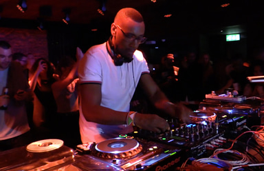 Photo of set Wookie.