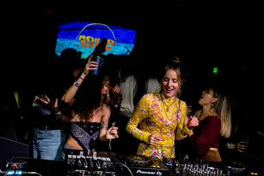 Photo of set DJ Pony.