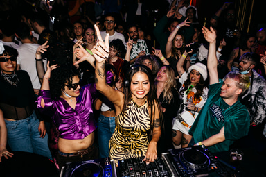 Photo of set Ms Nina presents "Cocinando Con La Nina".