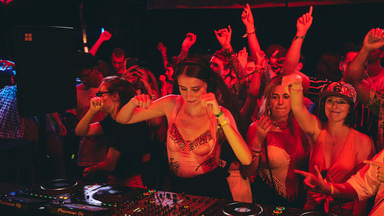 Photo of set Audrey Danza.