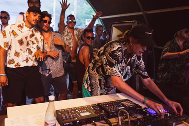 Photo of set Karen Gwyer.