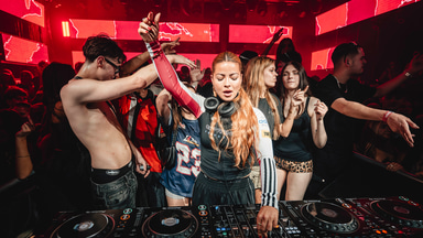 Photo of set Harriet Jaxxon.