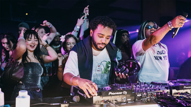 Photo of set Hasani B2B Miss Jason.