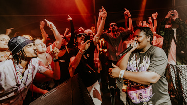 Photo of set Nídia Minaj.