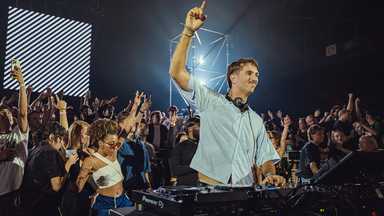 Photo of set Odymel.