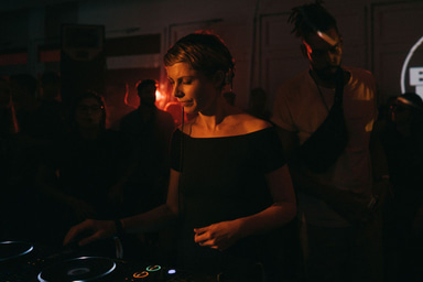 Photo of set Kristin Velvet.