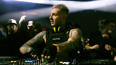 Photo of set Skryption.