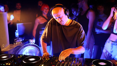 Photo of set Vulkanski.