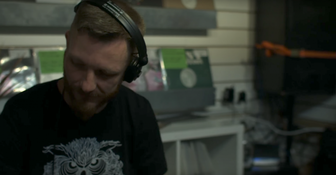 Flyer for event Miro SundayMusiq.