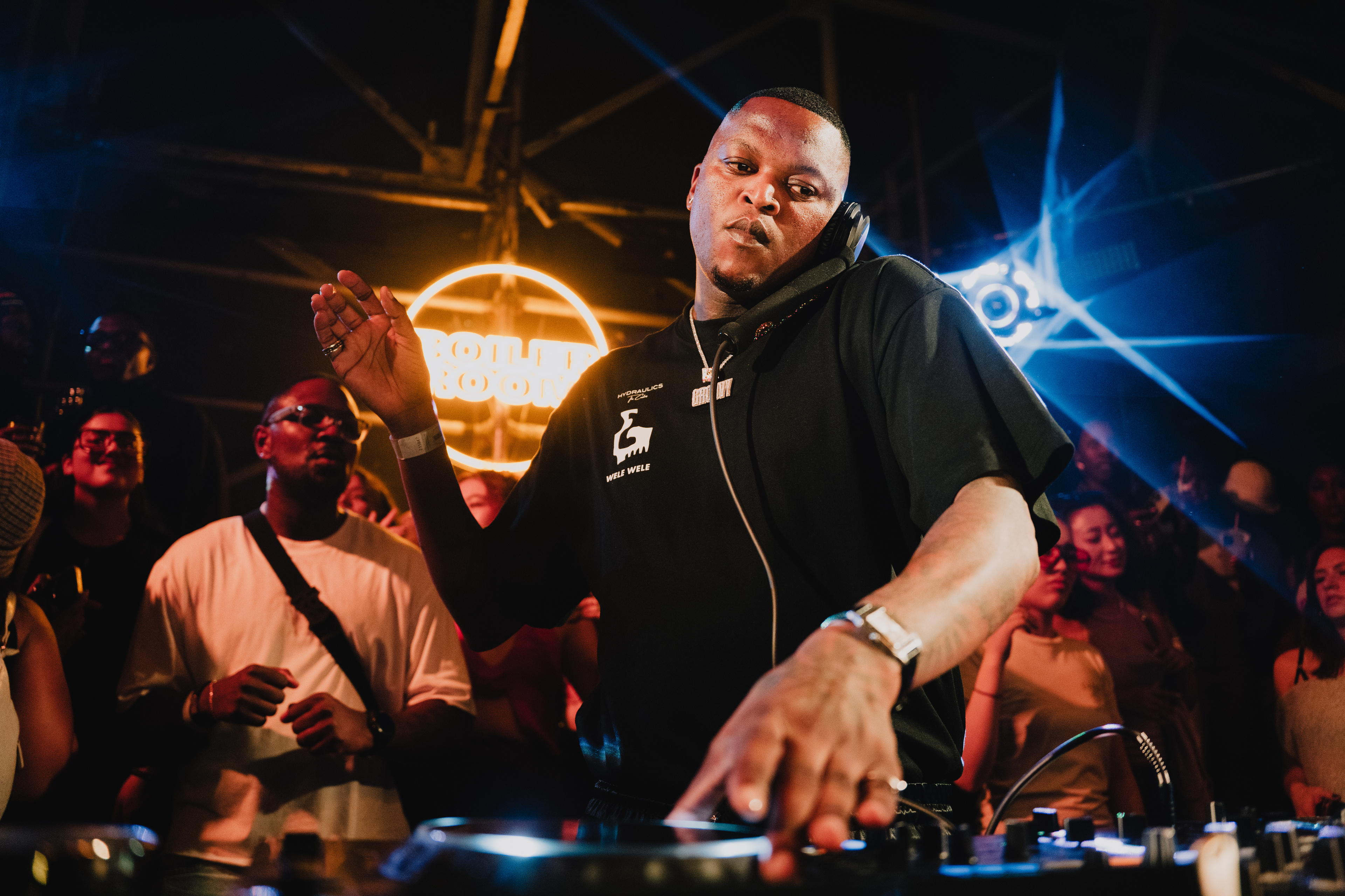 Flyer for event Oscar Mbo.