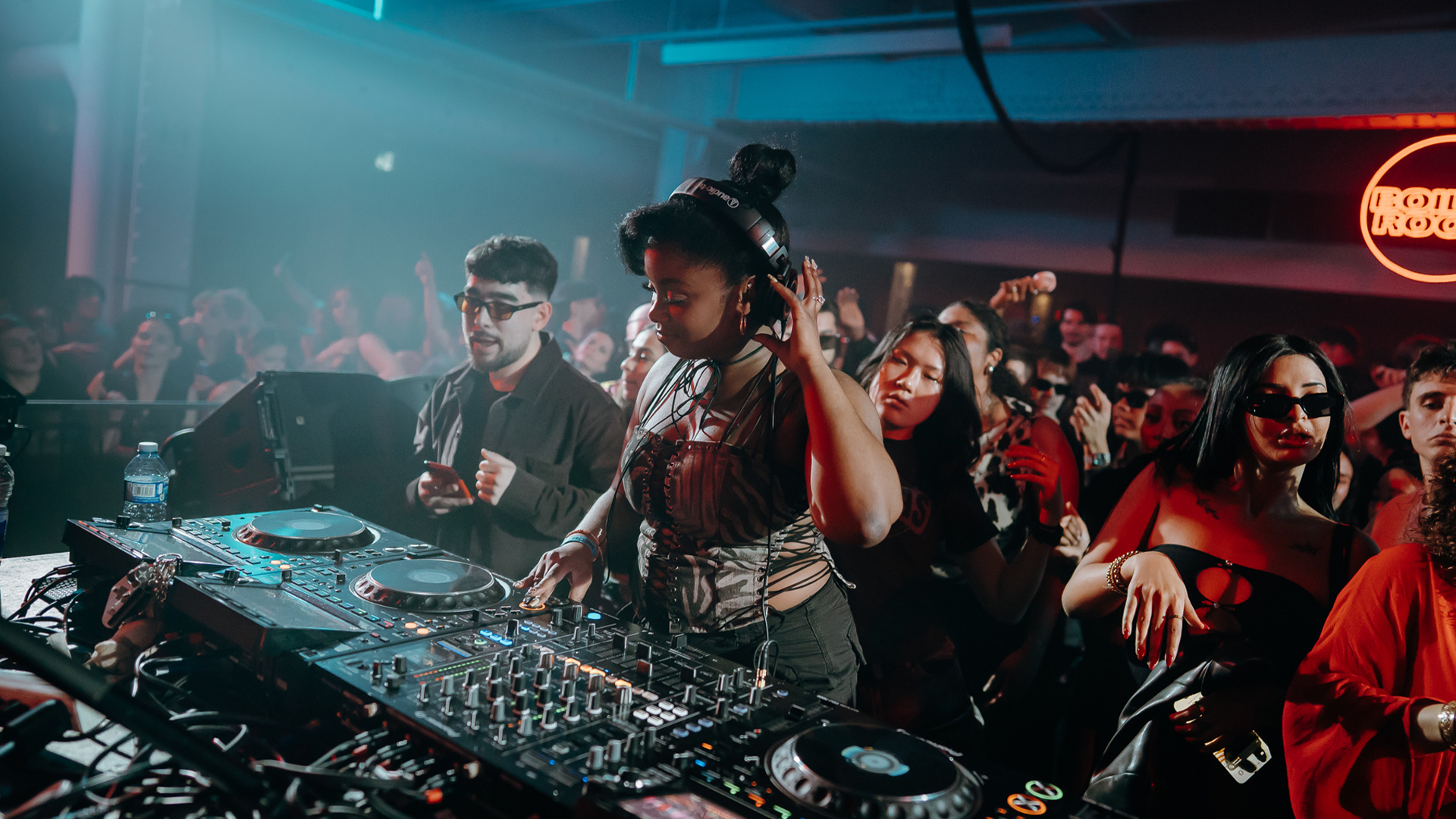 Flyer for event Gurafiku.